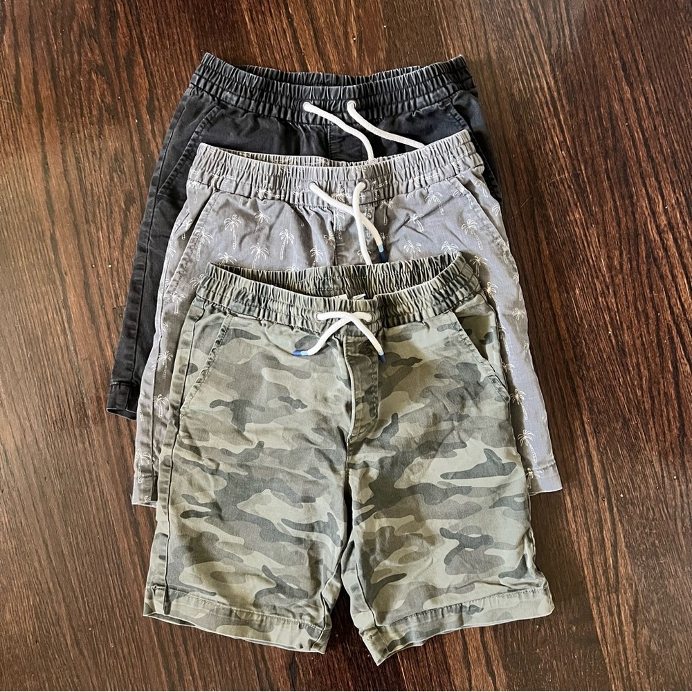 Lot (3) of GAP Shorts in size Large
